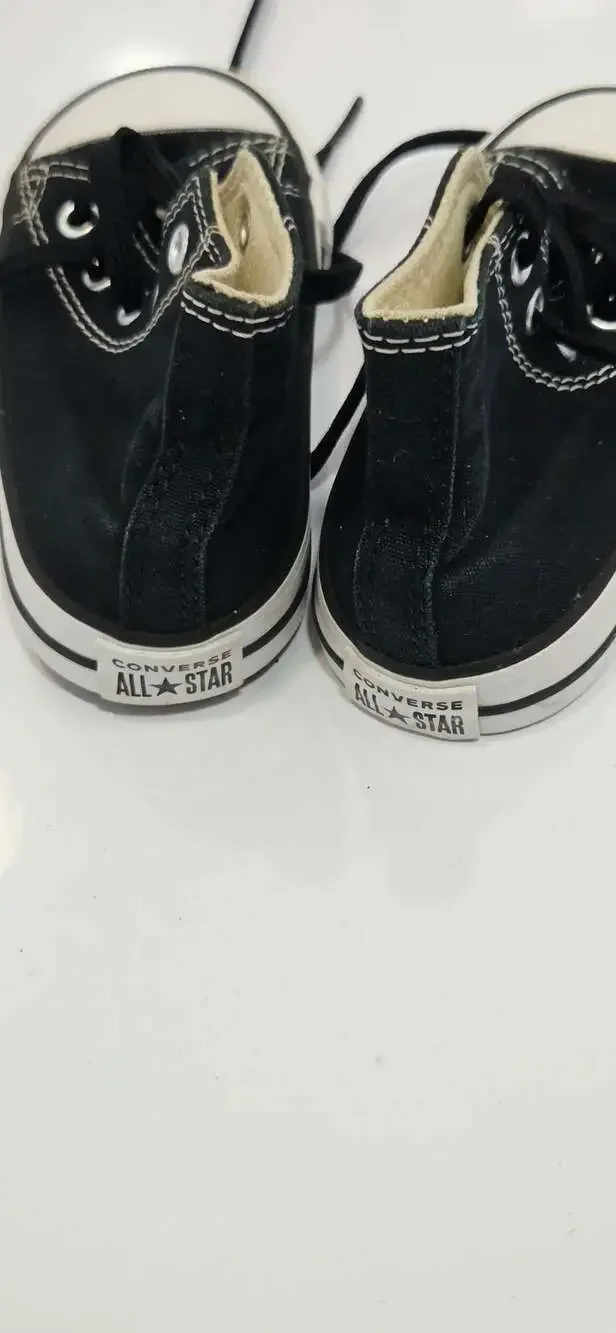 Converse pre owned